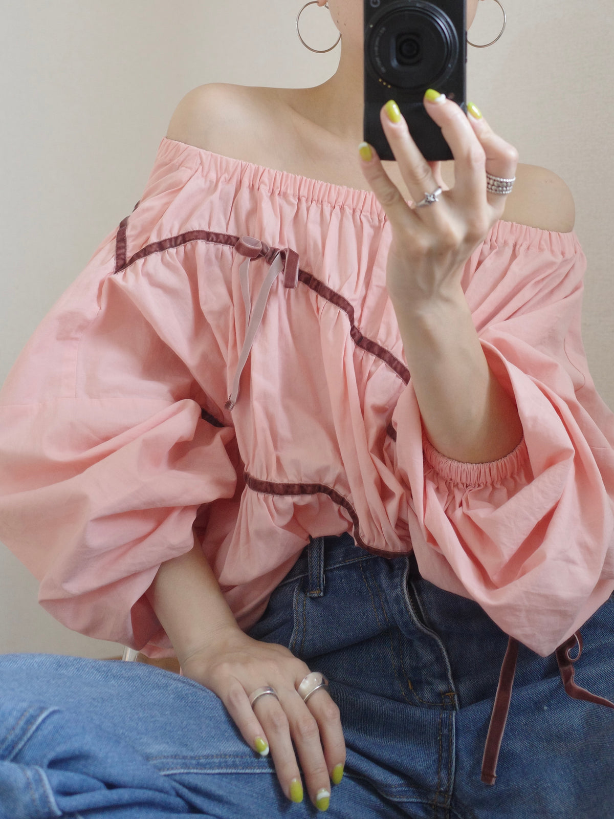 gather ribbon blouse