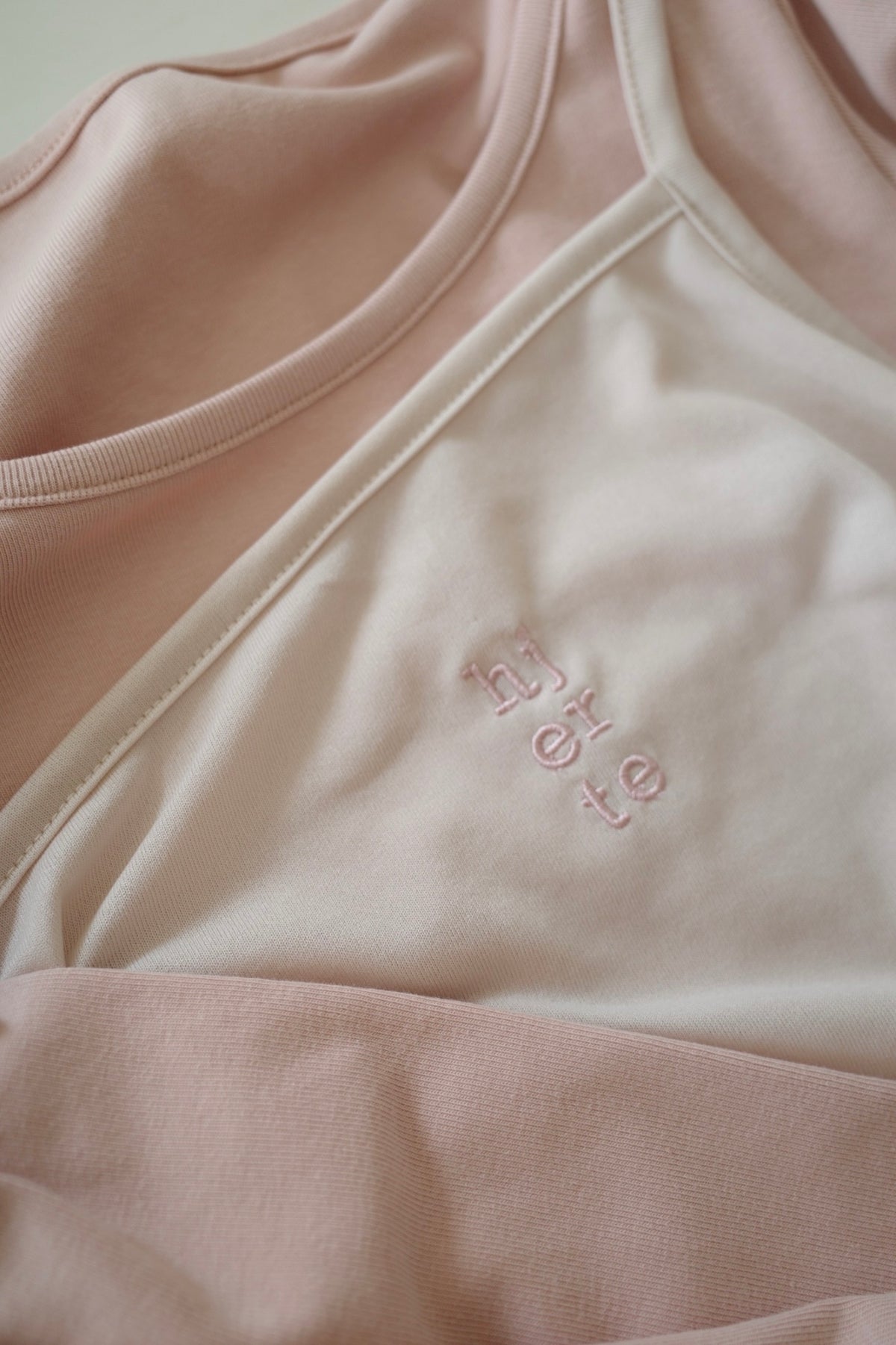 layered compact tops