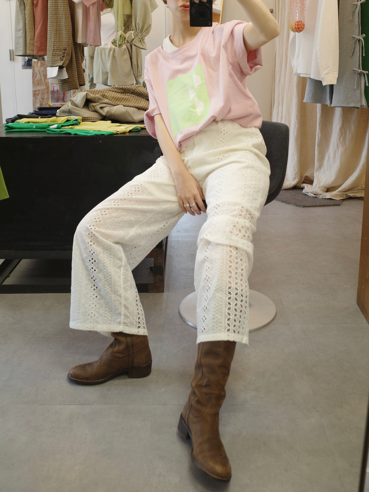 switching lace pants